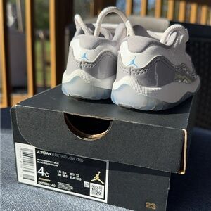 Jordan cool grey 11